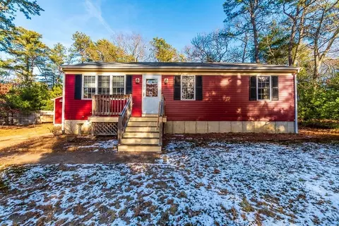 1 Hunter Ave, Wareham, MA 02538