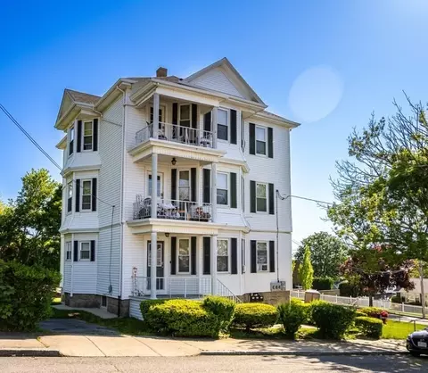 469 Mount Hope Ave, Fall River, MA 02724
