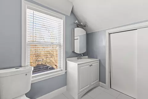 172 Stewart St, Fall River, MA 02720 photo 21