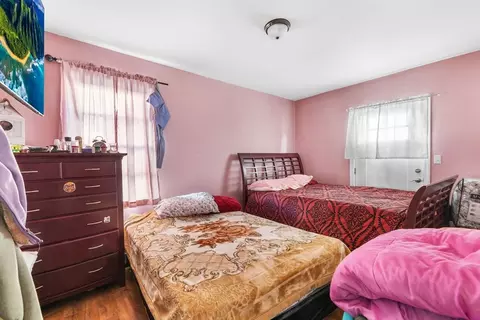 Bedroom - 105 Church St, Fall River, MA 02724 photo 4 of 8
