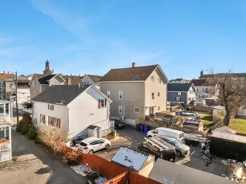 View/Area - 105 Church St, Fall River, MA 02724 photo 1 of 5