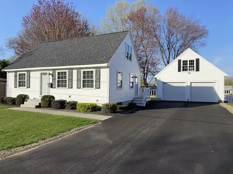 135 Freeman Street Ext, Haverhill, MA 01832