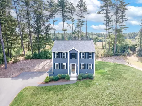 19 Fuller St, Middleboro, MA 02346