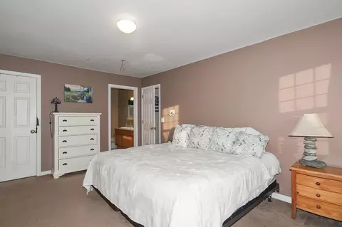 Bedroom - 24 N End Rd, Townsend, MA 01469 photo 3 of 10