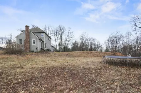 Exterior - 24 N End Rd, Townsend, MA 01469 photo 7 of 8