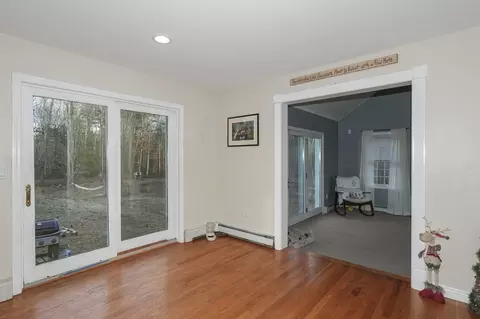 Entry Way - 24 N End Rd, Townsend, MA 01469 photo 4 of 4