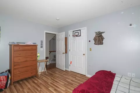 Bedroom - 24 N End Rd, Townsend, MA 01469 photo 10 of 10