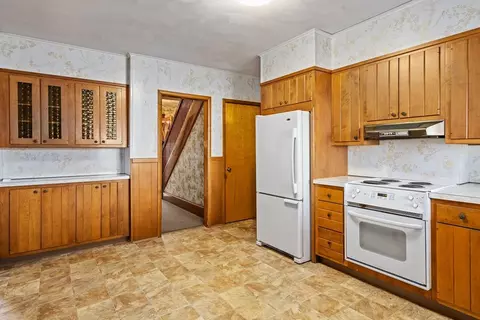 26-28 Exeter St, Easthampton, MA 01027 photo 24