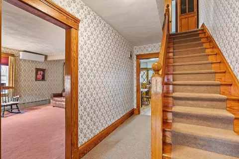 26-28 Exeter St, Easthampton, MA 01027 photo 11