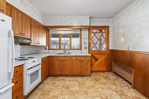26-28 Exeter St, Easthampton, MA 01027 photo 23