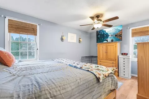 Bedroom - 135 Joy St, Chicopee, MA 01013 photo 3 of 6