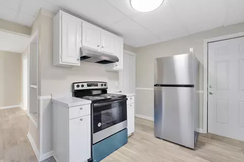 15 Vassar St, Springfield, MA 01109 photo 6