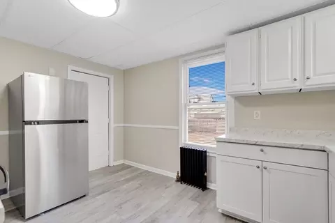15 Vassar St, Springfield, MA 01109 photo 5