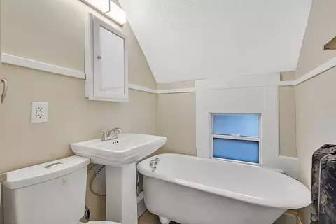 15 Vassar St, Springfield, MA 01109 photo 26