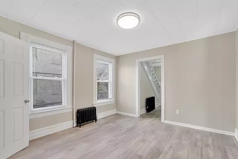 15 Vassar St, Springfield, MA 01109 photo 11