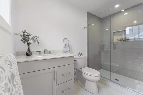 Bath - 10 Guild Rd #10, Needham, MA 02494 photo 6 of 6