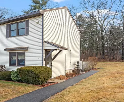 742 Daniel Shays Hwy #3F, Athol, MA 01331
