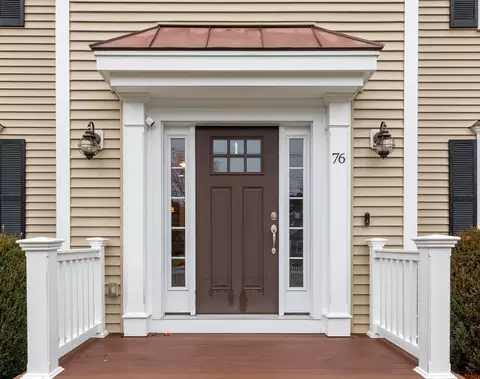 76 North St, Georgetown, MA 01833 photo 3