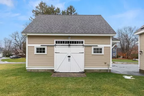 76 North St, Georgetown, MA 01833 photo 35
