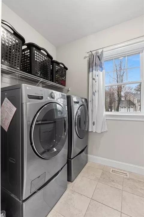 76 North St, Georgetown, MA 01833 photo 18