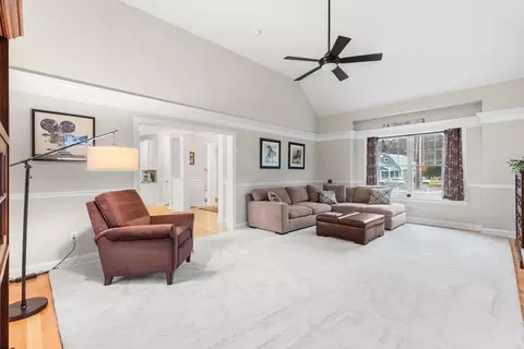 76 North St, Georgetown, MA 01833 photo 12