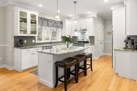 76 North St, Georgetown, MA 01833 photo 8