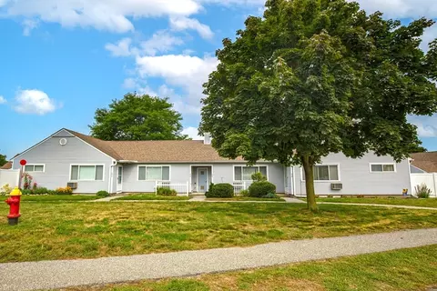 48 Andersen Rd #48, Chicopee, MA 01022 photo 2