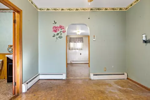 178 Bullock St, Fall River, MA 02723 photo 9