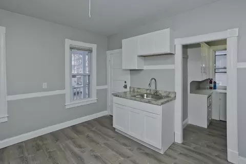 507 Dickinson St, Springfield, MA 01108 photo 24