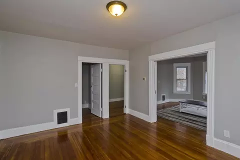507 Dickinson St, Springfield, MA 01108 photo 10