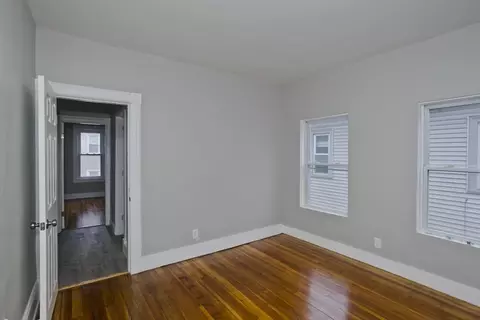 507 Dickinson St, Springfield, MA 01108 photo 9
