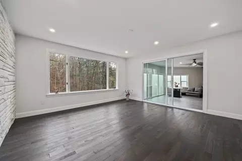 Living - 60 Algonquin Rd, Canton, MA 02021 photo 4 of 9