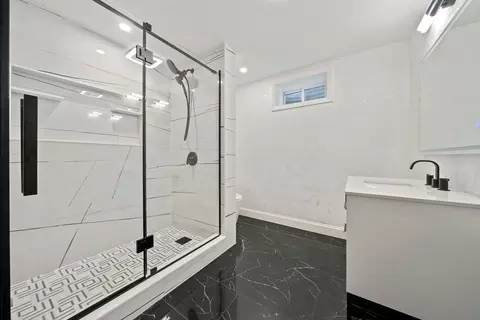 Bath - 60 Algonquin Rd, Canton, MA 02021 photo 6 of 6