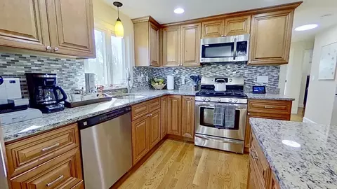 81 Sterling Rd, Barnstable, MA 02601 photo 12