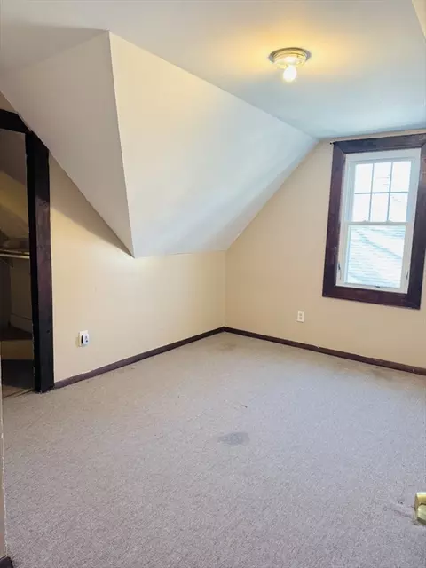 70-72 Abbe Ave, Springfield, MA 01107 photo 9