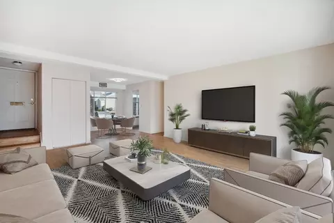 Living - 30 Nassau #30, Springfield, MA 01129 photo 4 of 8