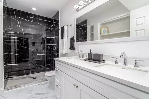 Bath - 19 Kendall St, Athol, MA 01331 photo 2 of 3