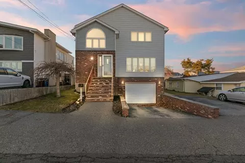 104 Newman St, Revere, MA 02151