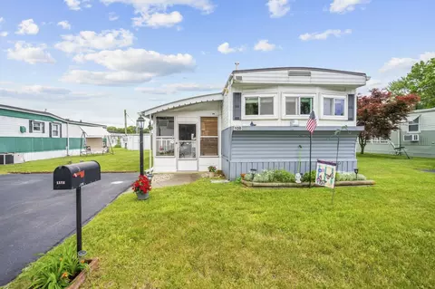 108 Lucy Dr, Attleboro, MA 02703