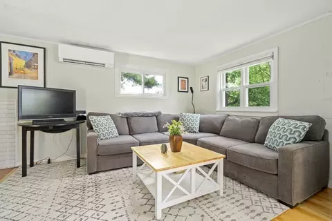 17 Brooks Rd, Gloucester, MA 01930 photo 3