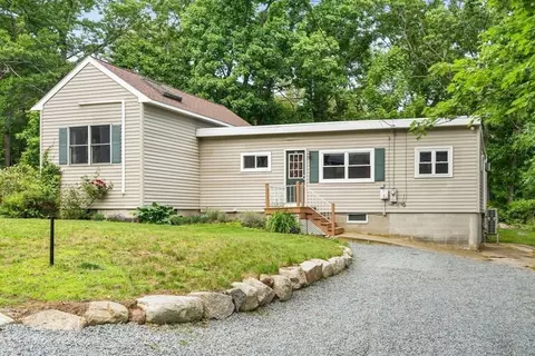 17 Brooks Rd, Gloucester, MA 01930 photo 18