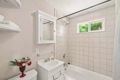 17 Brooks Rd, Gloucester, MA 01930 photo 11