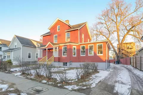 75 Shamrock St, Springfield, MA 01108 photo 3