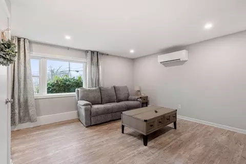 Living - 152 E Bacon St #C6, Plainville, MA 02762 photo 2 of 2