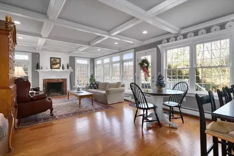 19 Bridgeview Cir, Walpole, MA 02081 photo 9