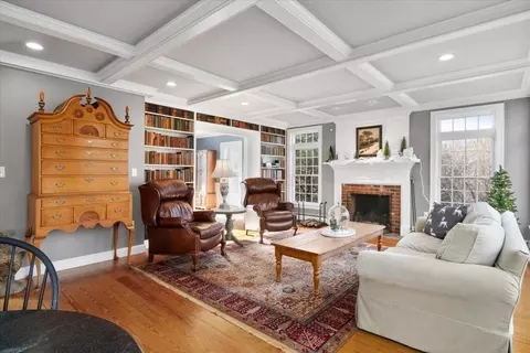 19 Bridgeview Cir, Walpole, MA 02081 photo 5