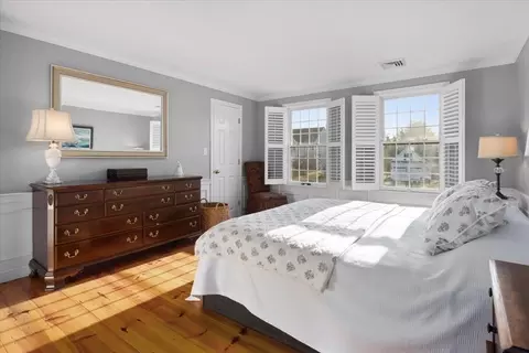 19 Bridgeview Cir, Walpole, MA 02081 photo 27