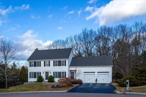 19 Bridgeview Cir, Walpole, MA 02081 photo 2