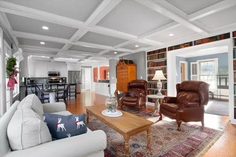 19 Bridgeview Cir, Walpole, MA 02081 photo 8