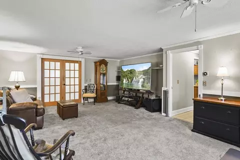 Living - 75 Howe Rd, Pittsfield, MA 01201 photo 5 of 5
